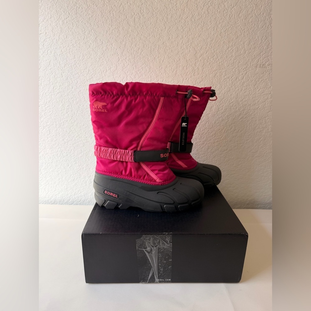 Sorel Youth Flurry Pink and Black Boots - Picture 8 of 11